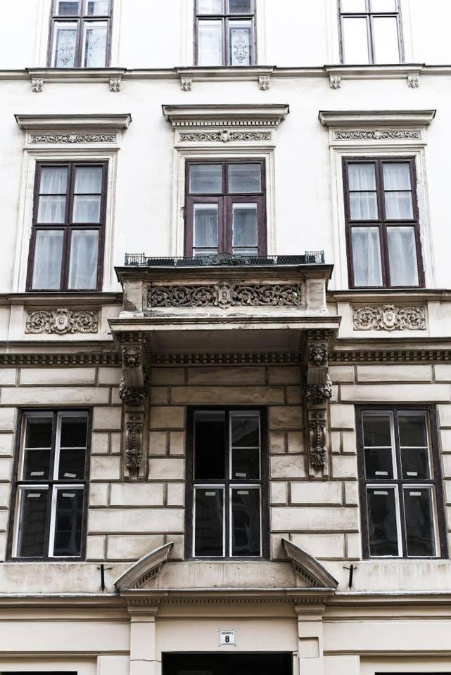 Very Central Apartment Close To Basilica ブダペスト エクステリア 写真