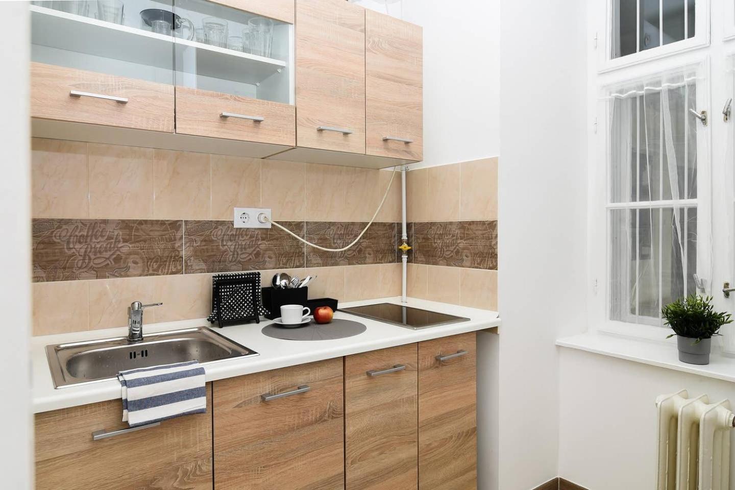 Very Central Apartment Close To Basilica ブダペスト エクステリア 写真